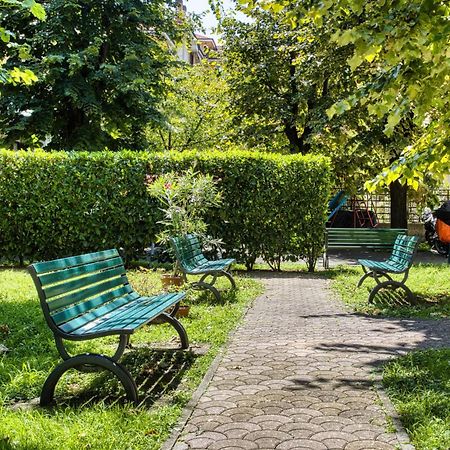 Walk To Navigli - Via Gola - 2 Bedrooms Apt Milano Exteriör bild