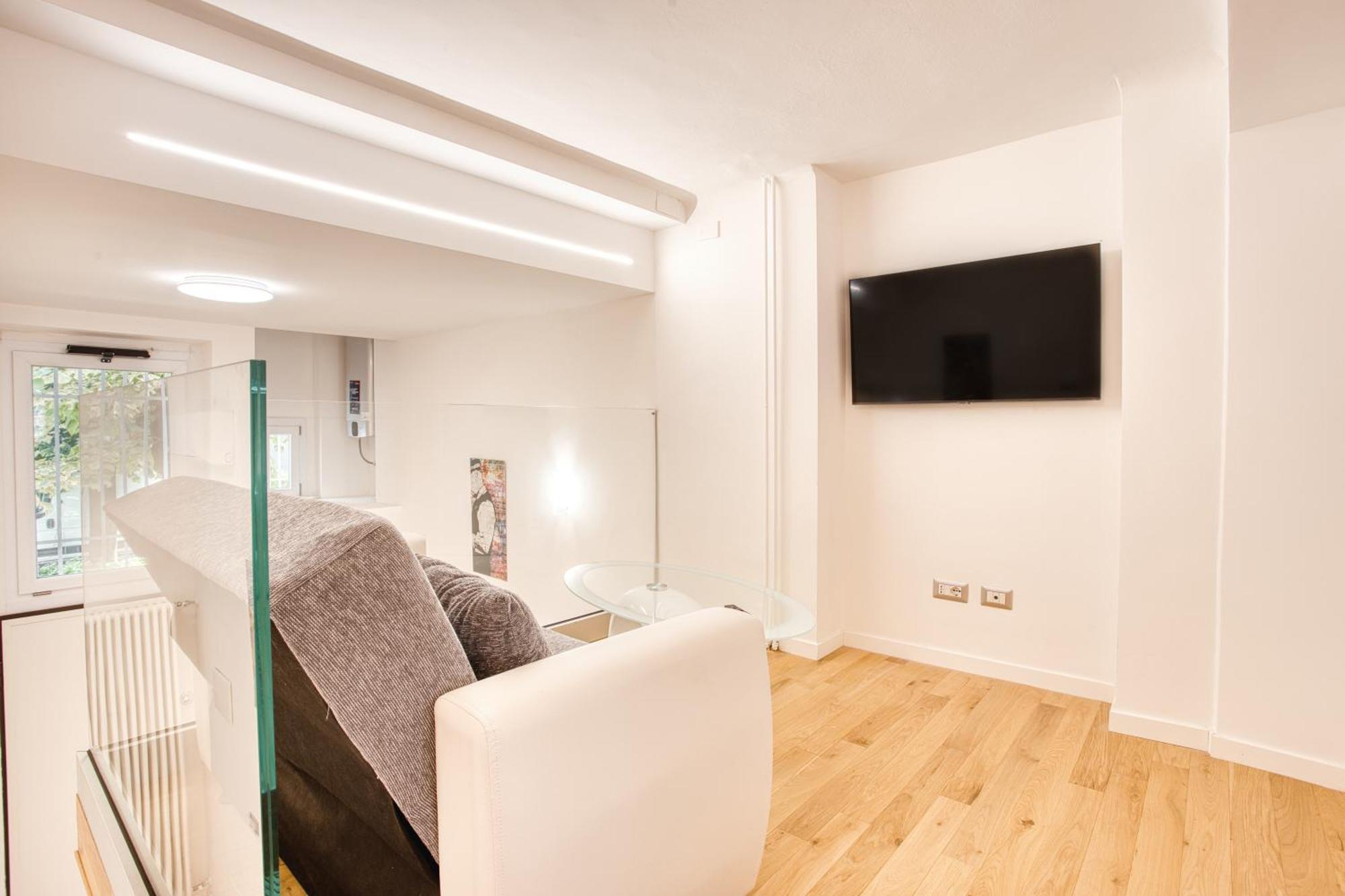 Walk To Navigli - Via Gola - 2 Bedrooms Apt Milano Exteriör bild