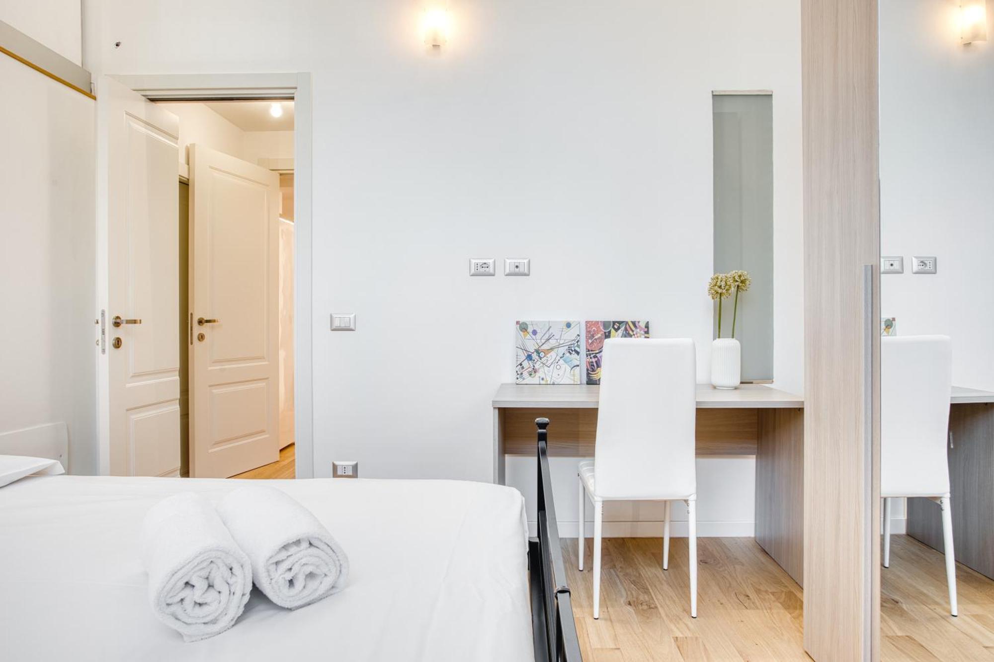Walk To Navigli - Via Gola - 2 Bedrooms Apt Milano Exteriör bild
